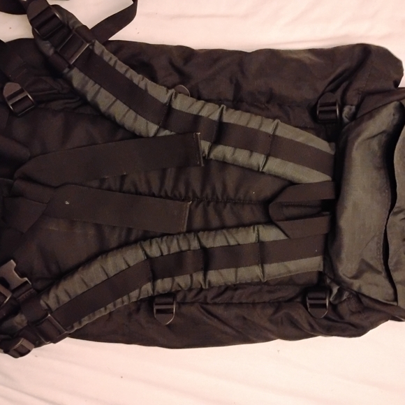 MEC Vintage Backpack - Picture 5 of 5